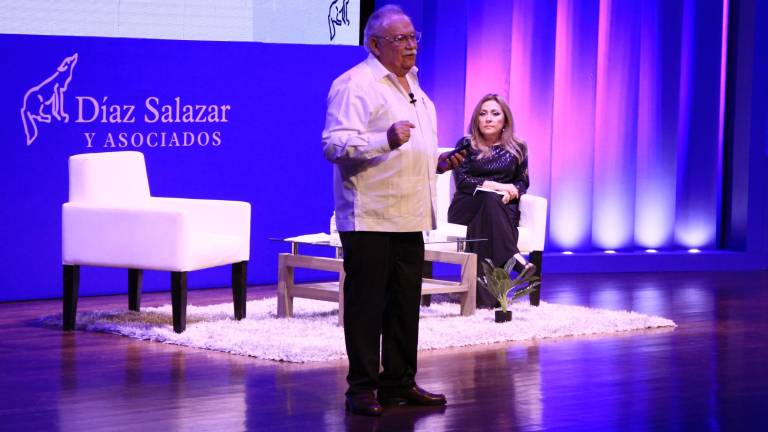 Manuel Díaz Salazar presenta su libro en el MIA.