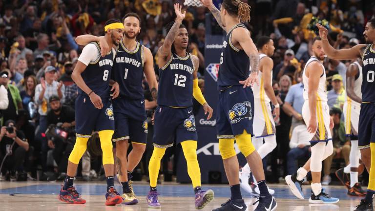 Ja Morant aportó casi medio centenar de puntos para los Grizzlies.