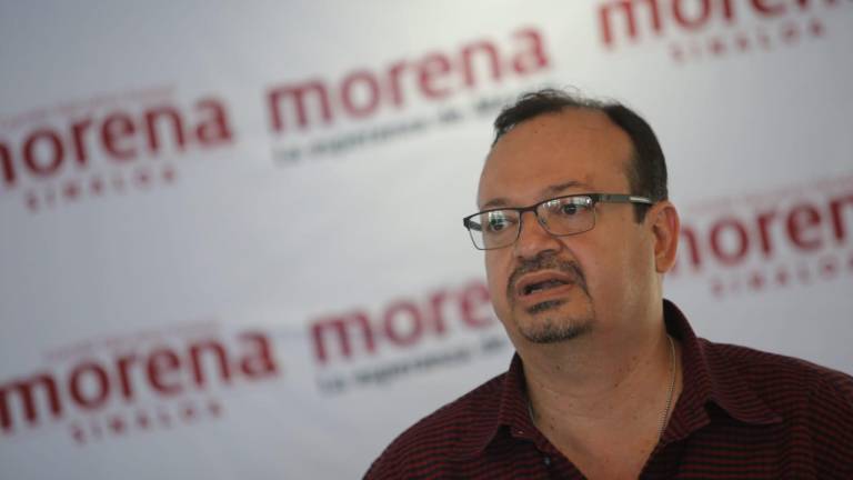 Raúl Elenes Angulo.