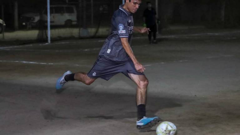 Las acciones del Intercanchas de futbol 7 han sido intensas.