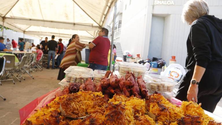La Muestra Gastronómica de Escuinapa se ubica en la explanada del Centro Cultural Genaro Estrada, del Isic.