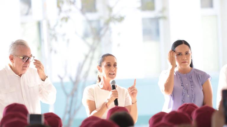 La Presidenta Claudia Sheinbaum advirtió que un arancel del 3.5% a las remesas afectaría a millones de familias mexicanas que reciben envíos de dinero desde EU.