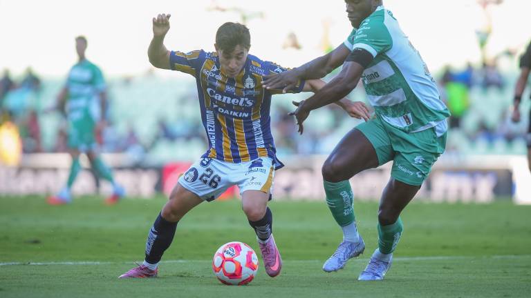 Atlético de San Luis le pasó por encima a unos alicaídos Santos Laguna.