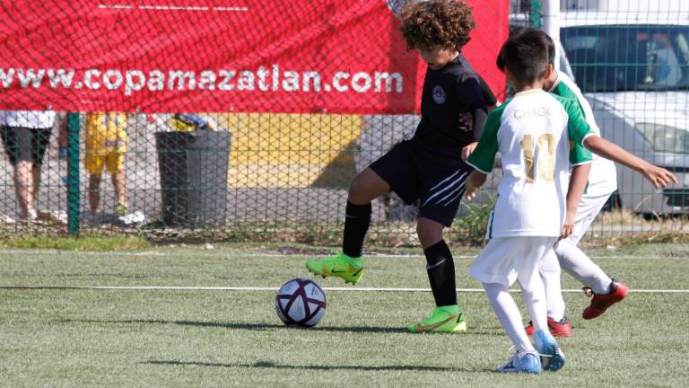 Cañoneros SAM Mazatlán ganan en la categoría Sub 7.