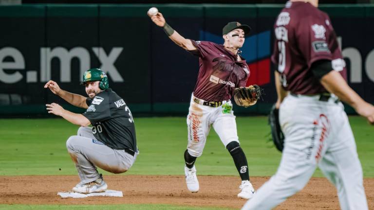 Tomateros de Culiacán doblegó a Cañeros de Los Mochis para convertirse en el primer semifinalista.