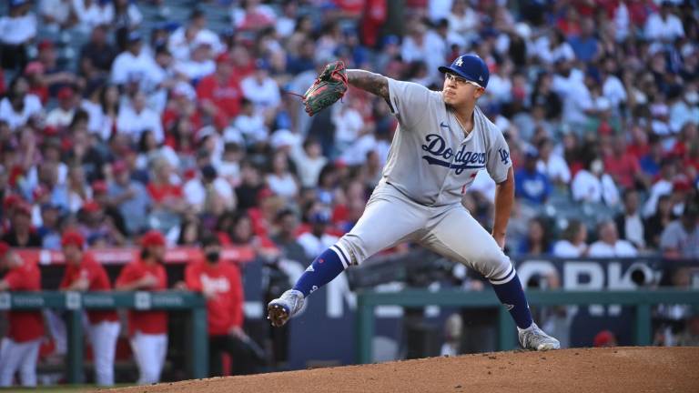 Julio Urías ponchó a ocho rivales.