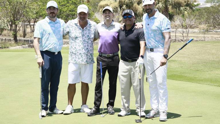 Con entusiasmo, los golfistas participaron en el Torneo de Golf Tecnika.