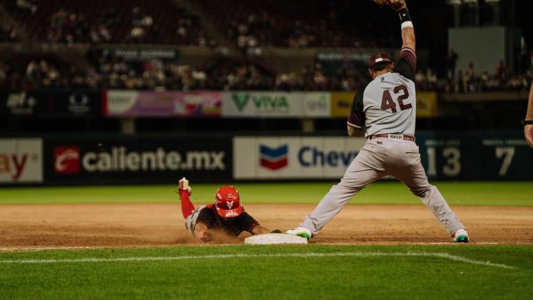 Tomateros y Venados protagonizaron un gran juego de pelota.