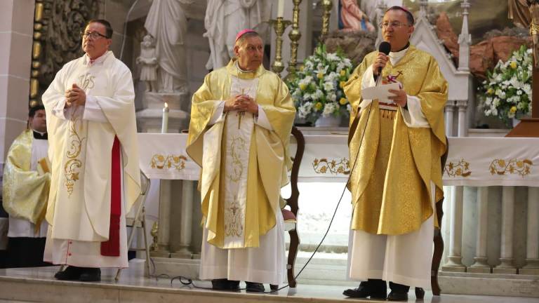En su bienvenida a la Diócesis de Mazatlán, el Obispo reconoció al Nuncio Apostólico como el mediador del Papa Francisco.