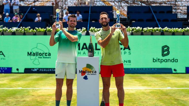 Con este triunfo, suman tres títulos consecutivos sobre césped y llegan con racha de 12 victorias al hilo rumbo a Wimbledon.