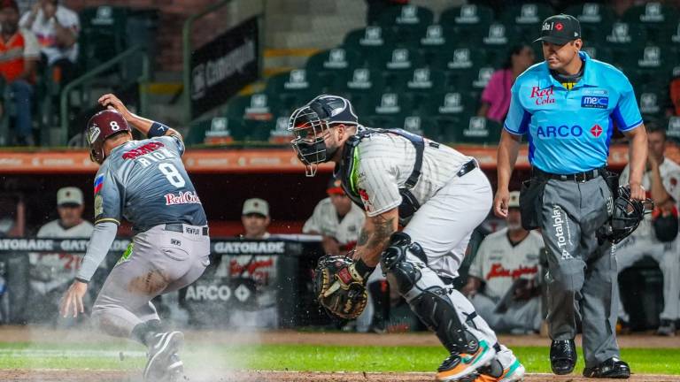 Ramón Ríos anotó una de las carreras de Tomateros de Culiacán en Hermosillo.