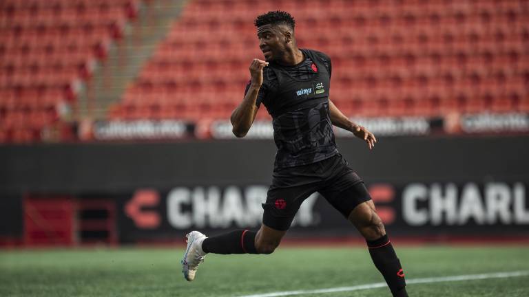 José Zúñiga llega a Xolos.