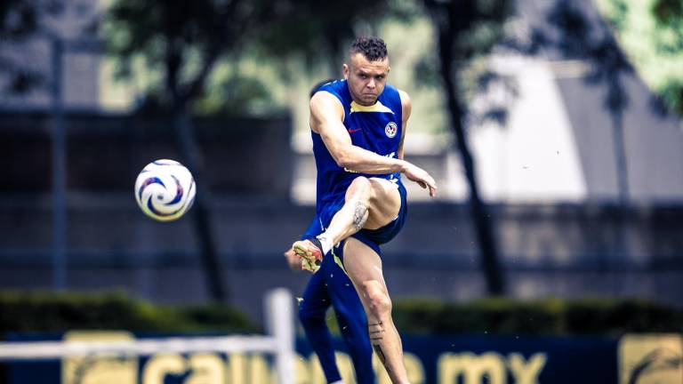 Jonathan Rodríguez va ante sus ex.