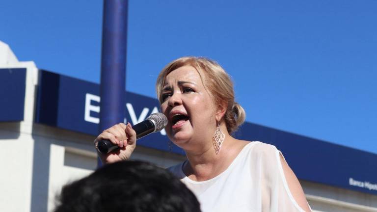 La presidenta de Coparmex Sinaloa, Martha Reyes Zazueta, denunció la inacción del gobernador Rubén Rocha Moya y pidió su destitución inmediata.