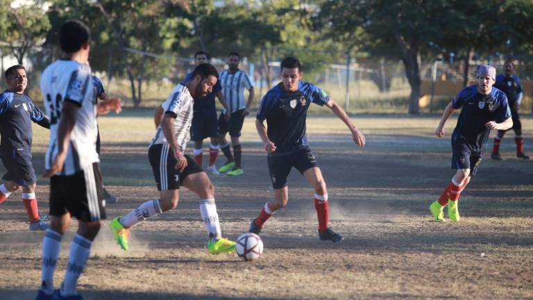La Liga de Futbol Intermédicos está por llegar a su culminación.