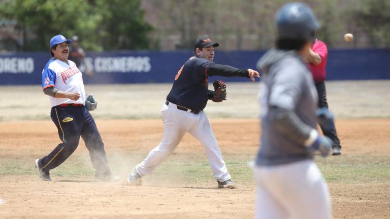 SNTE Joven 27 vence a Familia Loera.