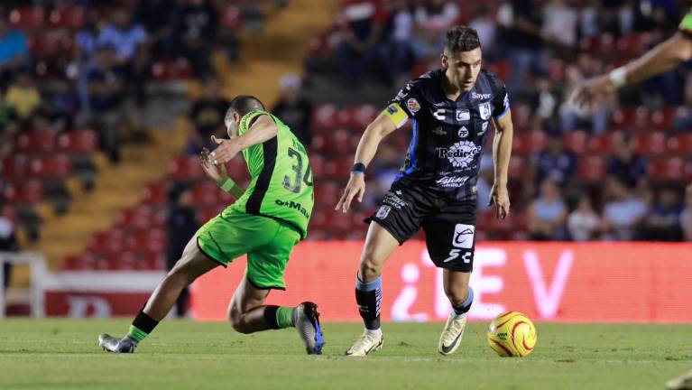 Gallos Blancos deja los tres puntos en casa.