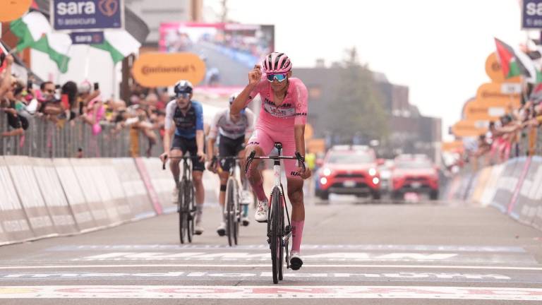 Isaac del Toro es reconocido por su gran actuación en el Giro.