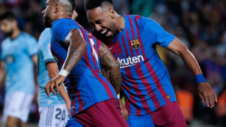 Pierre-Emerick Aubameyang y Memphis Depay fueron los autores de los goles del Barcelona.