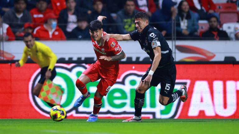 Diablos y Rayados igualan a un gol.