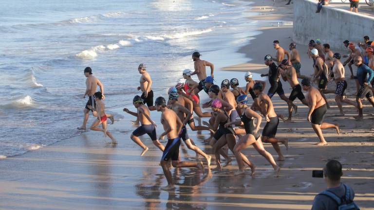 Se celebra con éxito Primera Travesía Puntuable de Natación
