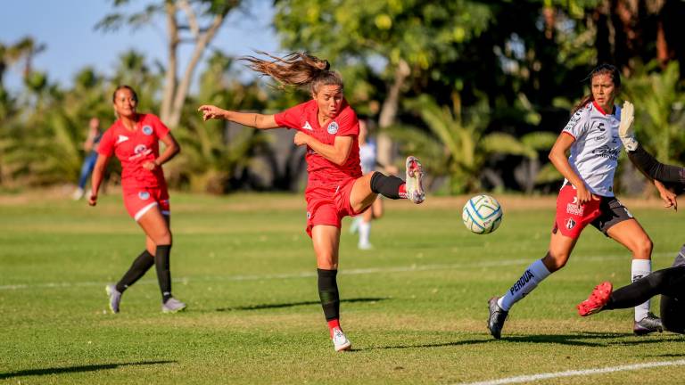 Mazatlán FC y Atlas salen tablas en duelo de preparación.