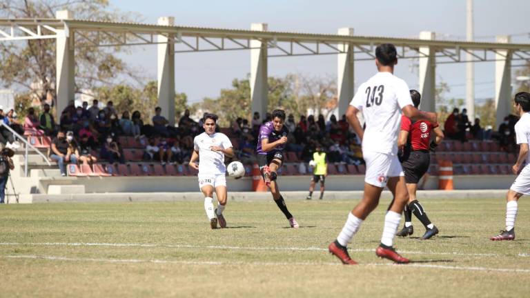 Mazatlán FC Sub 18 pierde en casa ante los cachorros.