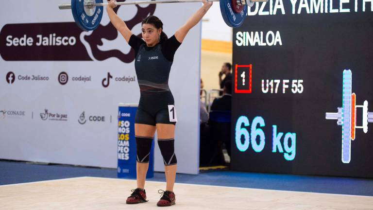 Yamileth Rivas logró tres medallas en su categoría para Sinaloa.