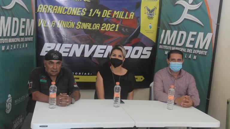 En rueda de prensa se dan detalles del evento de este fin de semana.