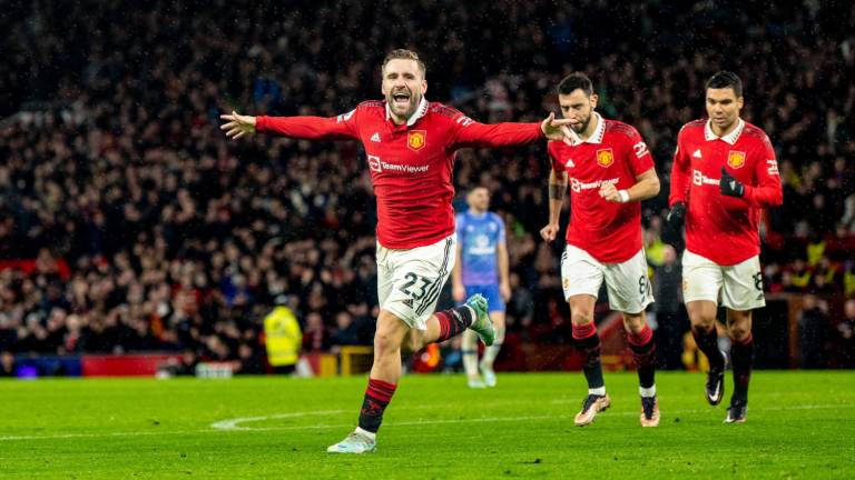 Luke Shaw puso el 2-0 momentáneo en favor del Manchester United.