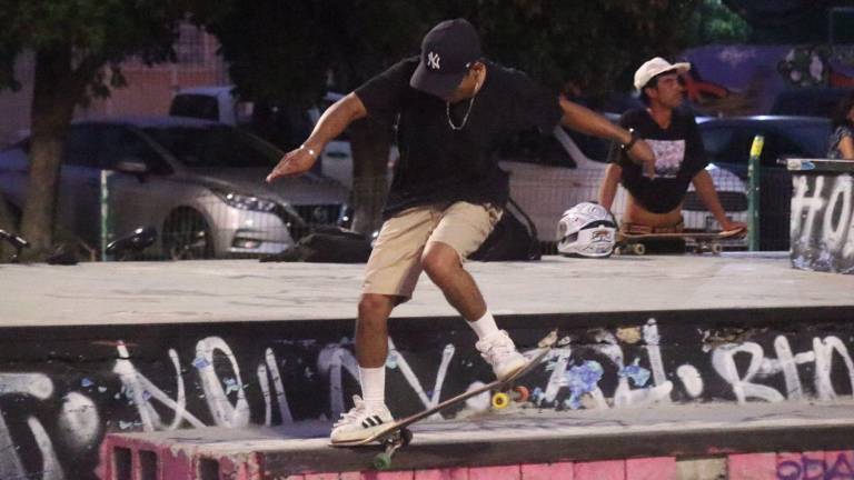 Trucos en el aire, flips y rotaciones lucieron los competidores.