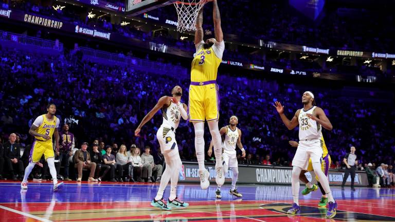 Anthony Davis encesto 41 puntos.