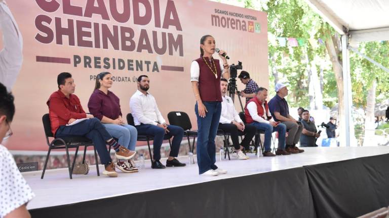 Sheinbaum aclaró que aún no podía hacer propuestas, porque la ley electoral se lo impedía.