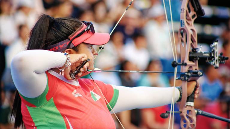 La arquera mexicana, modalidad compuesto, Dafne Quintero, consigue medalla de bronce, en la final de Copa del Mundo, celebrada en Hermosillo.