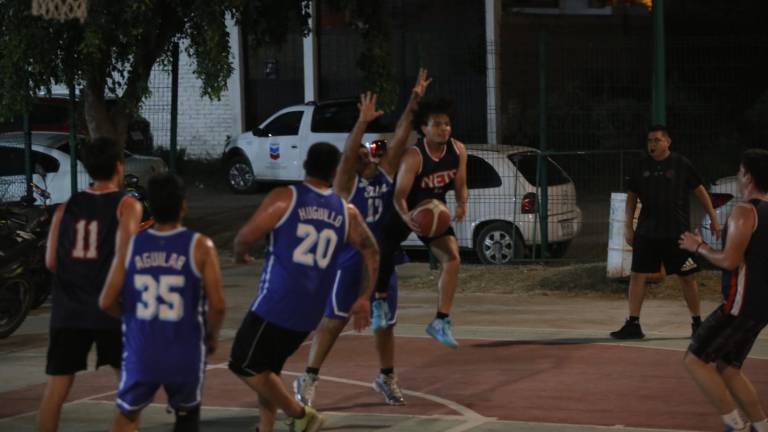 Con intensos duelos arranca el torneo.
