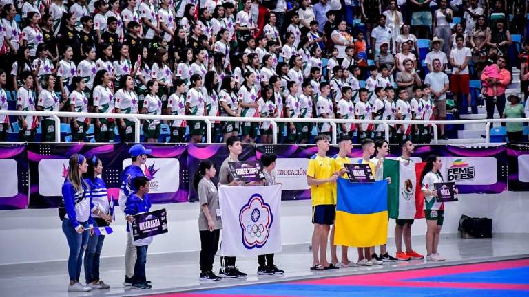 En el evento participan 12 países.