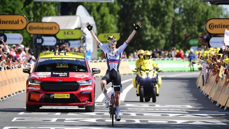 Matej Mohoric sacó mucha ventaja al resto de los competidores.