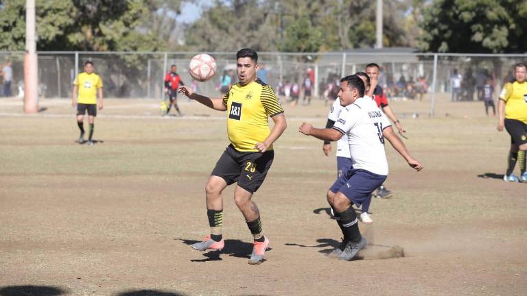 Deportivo Dr. Christian Muñoz saca apretada victoria.