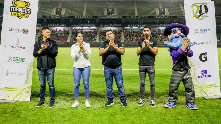 Los miembros del presídium.