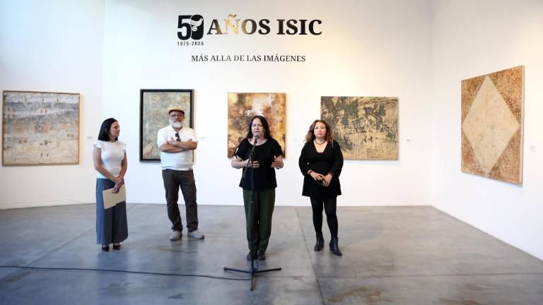 Fue inaugurada porInna Teresa Álvarez, directora del Masin y Rodolfo Arriaga, director de Programación, del Isic.