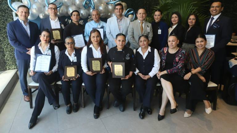 Reconoce Cimaco Mazatlán la trayectoria de sus trabajadores.