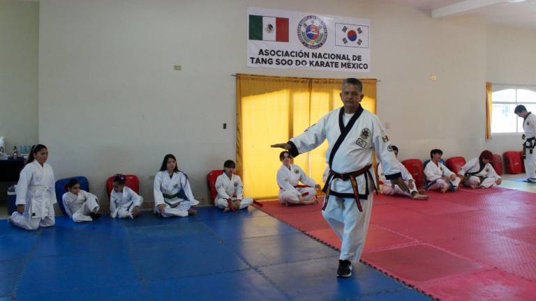 Reyes Padilla López inaugura el Dojo de Tang Soo Do Karate México.