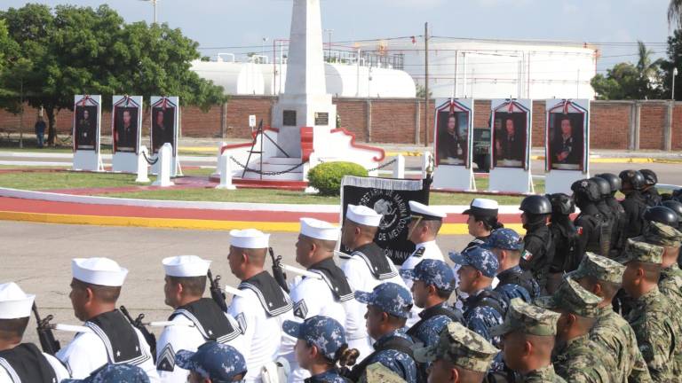 Conmemoran el 176 aniversario de la Gesta Heroica de los Niños Héroes de Chapultepec, en Mazatlán.