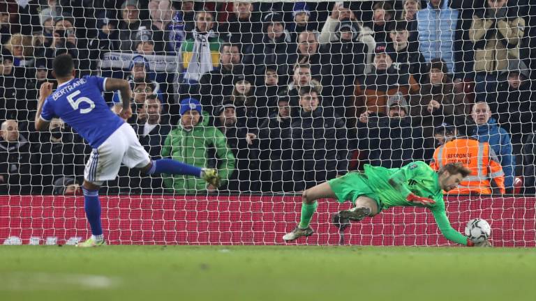 Kelleher ataja penalti.