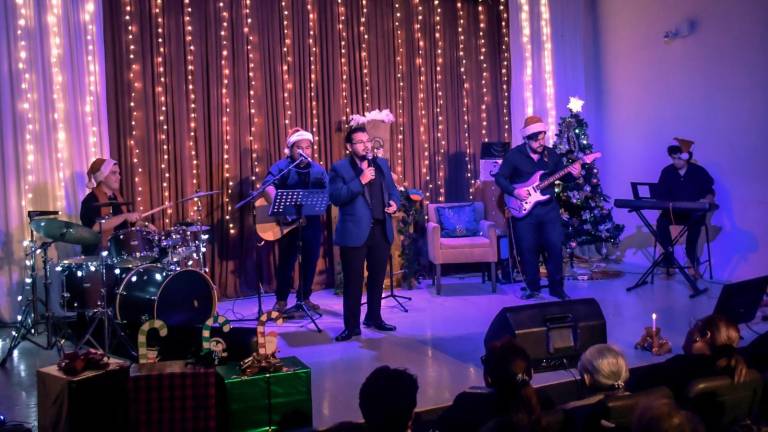 Joaquín Sillero compartió una noche navideña con sus canciones.