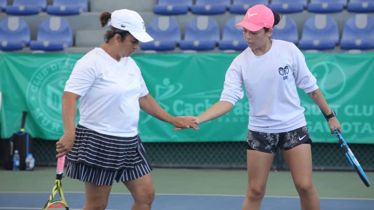 Oralia Marín y Gabriela Valdés ganan la categoría Dobles ‘B-C’ Femenil.