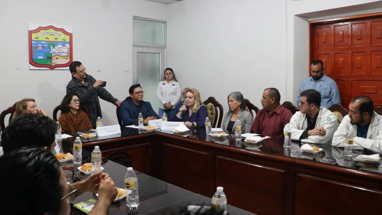 La primera sesión del Comité de Salud estuvo enfocada en la revisión de cuarterías en la sindicatura de Isla del Bosque, en Escuinapa.