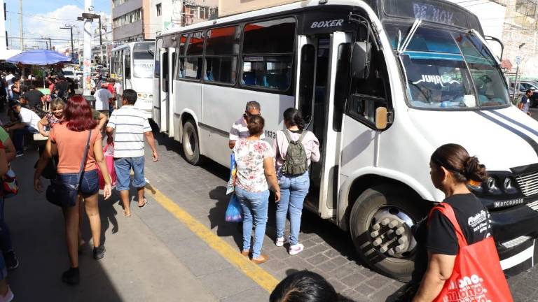 Conductores y líderes de la Alianza de Camiones Urbanos de Mazatlán esperan que se incremente la tarifa del transporte tras tres años sin ajustes.