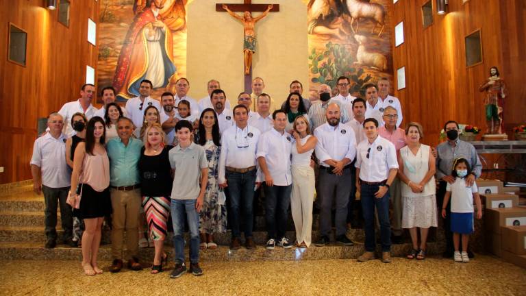Miembros de la Asociación de Agricultores del Río Culiacán y sus familias.