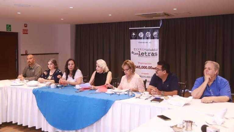 Integrantes del consejo consultivo anunciaron el ganador de la edición 19 del Premio Nacional Valladolid a las Letras 2023.